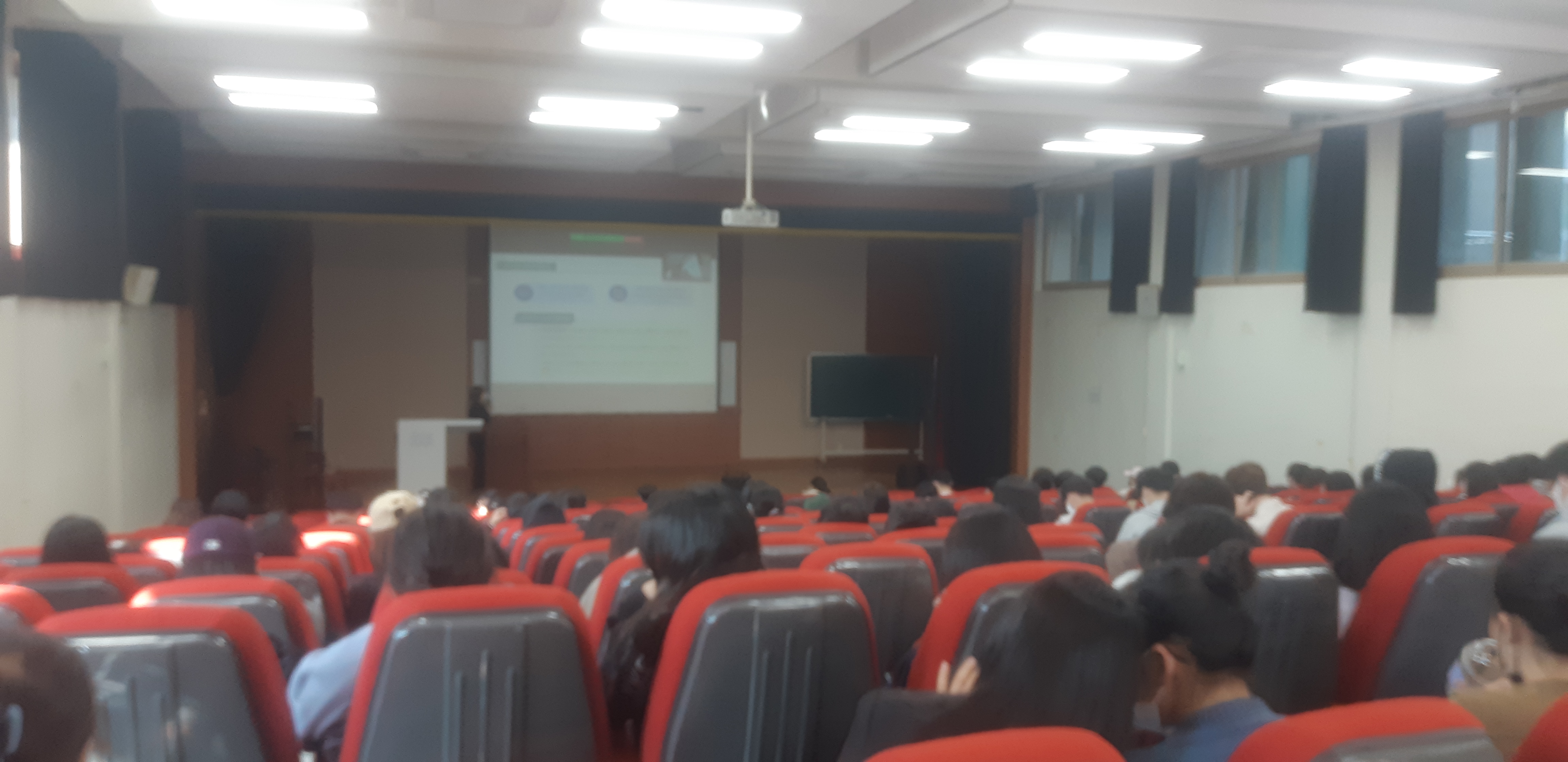 2022.10.17 한국사회복지사협회 전문가가 전하는 사회복지 종사자의 처우와 실태